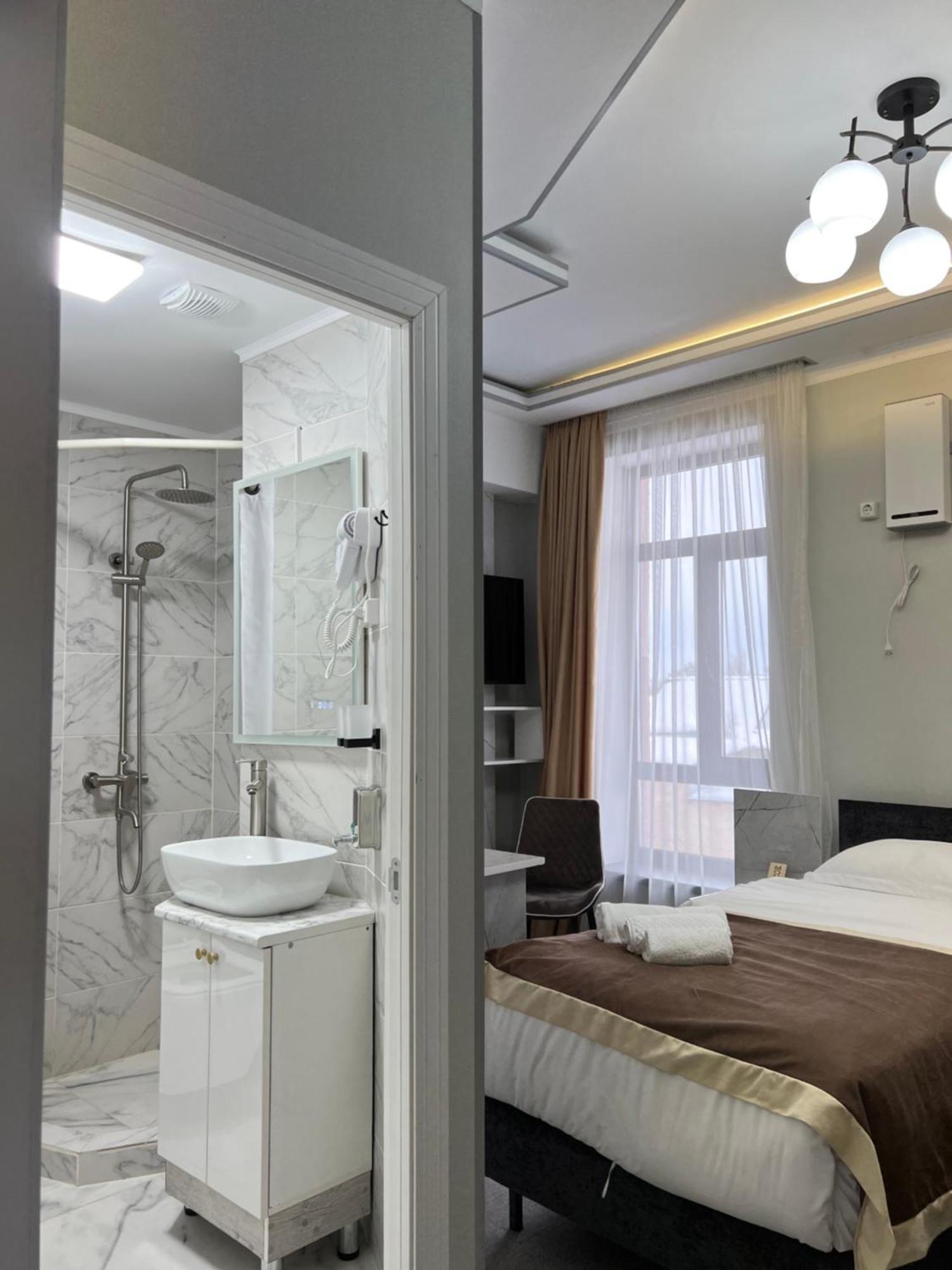 Mongu Hotel Karakol Dış mekan fotoğraf